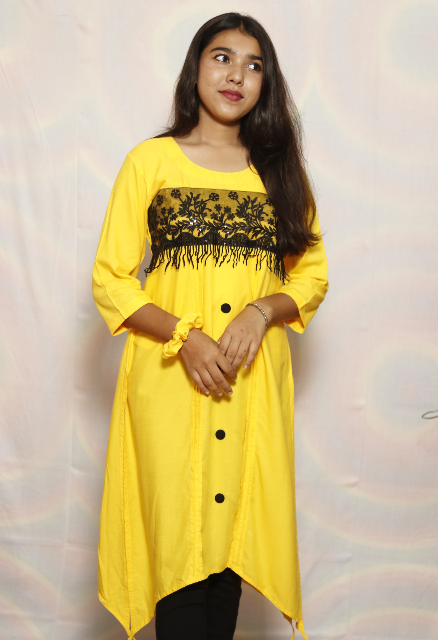 Solid C Cut Kurti with free Scrunchies - Nurjahan's